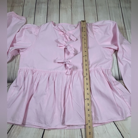 Coquette Girl, Feminine Pink Bow-Accent Long Sleeve Top. Size Small. - Picture 7 of 9